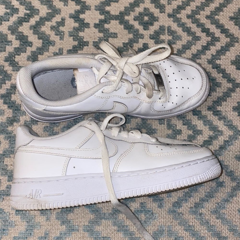 White Nike Air Forces